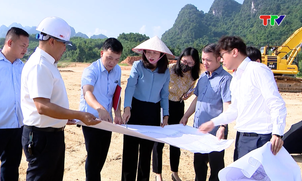 X&acirc;y dựng cơ chế gi&aacute;m s&aacute;t thực chất, hiệu quả ngay từ cơ sở