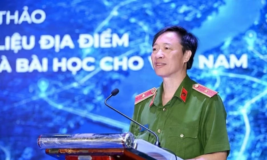 Định danh dữ liệu địa điểm để kết nối c&aacute;c cơ sở dữ liệu