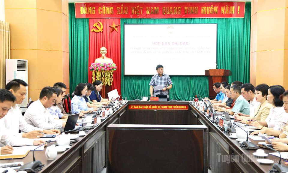 Đẩy mạnh đổi mới s&aacute;ng tạo v&agrave; chuyển đổi số trong hoạt động của Cơ quan Ủy ban MTTQ Việt Nam tỉnh