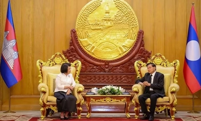 Campuchia v&agrave; L&agrave;o khẳng định quyết t&acirc;m củng cố quan hệ truyền thống