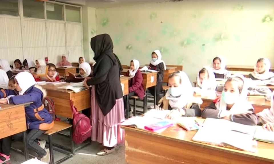 UNESCO cảnh b&aacute;o hơn 2,4 triệu nữ sinh Afghanistan bị tước cơ hội học tập