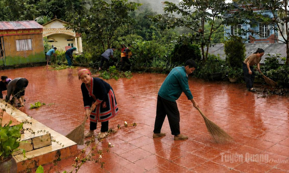 Hồ Thầu sắp xếp trường học gọn bộ m&aacute;y, giữ điểm trường