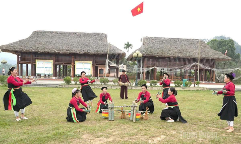 B&agrave;i cuối: Khai th&aacute;c t&agrave;i nguy&ecirc;n văn h&oacute;a bản địa