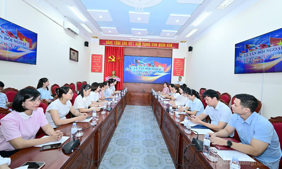Bồi dưỡng nghiệp vụ lễ t&acirc;n đối ngoại cho 30 học vi&ecirc;n