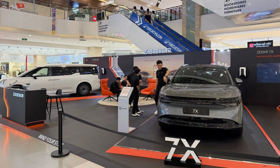 Xe năng lượng mới chiếm hơn 60% doanh số &ocirc; t&ocirc; Trung Quốc