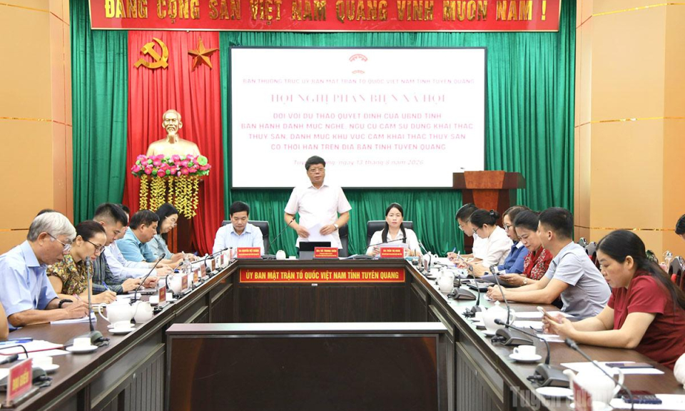 Phản biện c&aacute;c dự thảo, đề &aacute;n li&ecirc;n quan đến m&ocirc;i trường, thủy sản v&agrave; vận tải h&agrave;nh kh&aacute;ch c&ocirc;ng cộng tr&ecirc;n địa b&agrave;n tỉnh