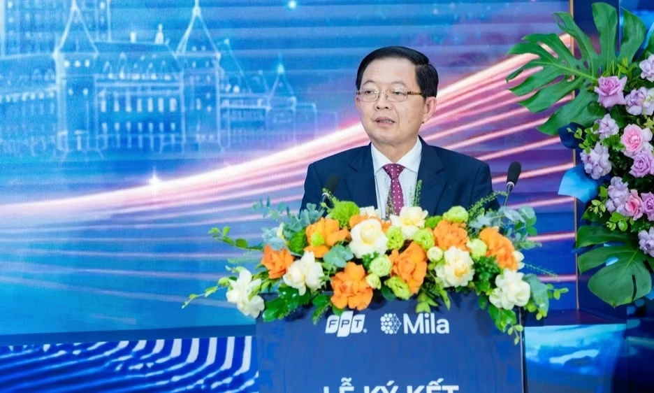 Ph&oacute; Thủ tướng Hồ Quốc Dũng: Hợp t&aacute;c quốc tế gi&uacute;p Việt Nam chủ động tham gia chuỗi gi&aacute; trị tr&iacute; tuệ nh&acirc;n tạo to&agrave;n cầu