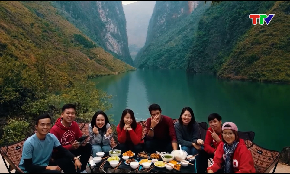Đưa di sản trở th&agrave;nh động lực ph&aacute;t triển