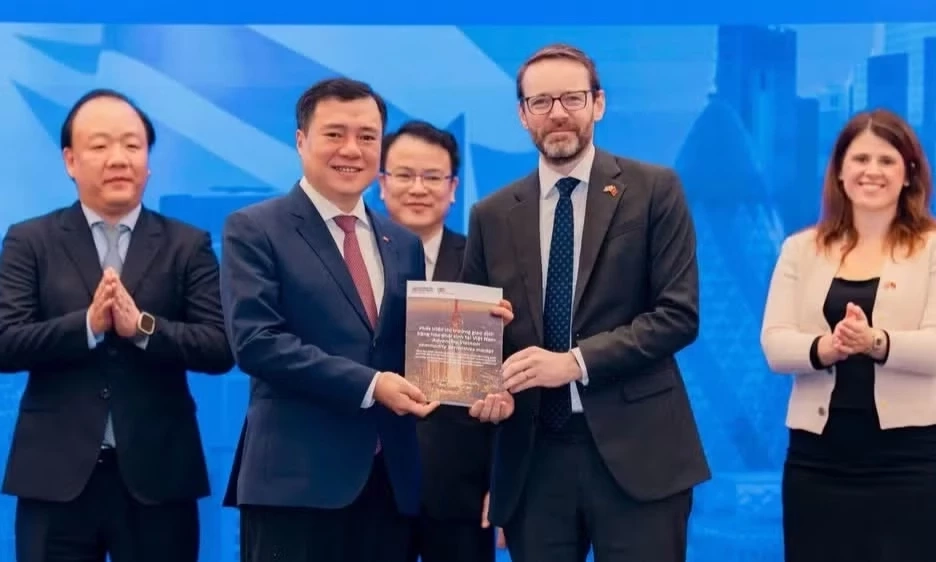 Việt Nam th&uacute;c đẩy quan hệ ASEAN-Vương quốc Anh