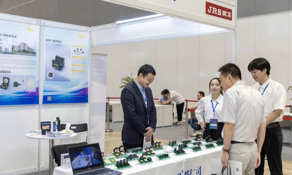 Kết nối hệ sinh th&aacute;i c&ocirc;ng nghệ trong kỷ nguy&ecirc;n số