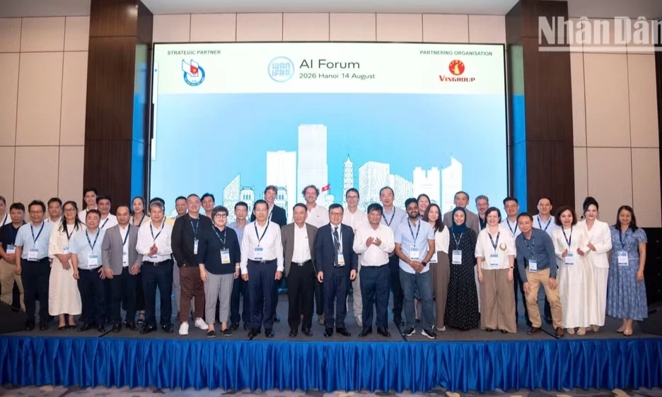 Tr&iacute; tuệ nh&acirc;n tạo trong b&aacute;o ch&iacute;: Từ c&ocirc;ng cụ hỗ trợ đến chiến lược quản trị to&agrave;n diện