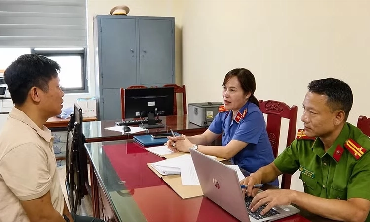 Thanh H&oacute;a: Khởi tố th&ecirc;m 6 bị can l&agrave;m giả, sử dụng con dấu, t&agrave;i liệu của cơ quan, tổ chức