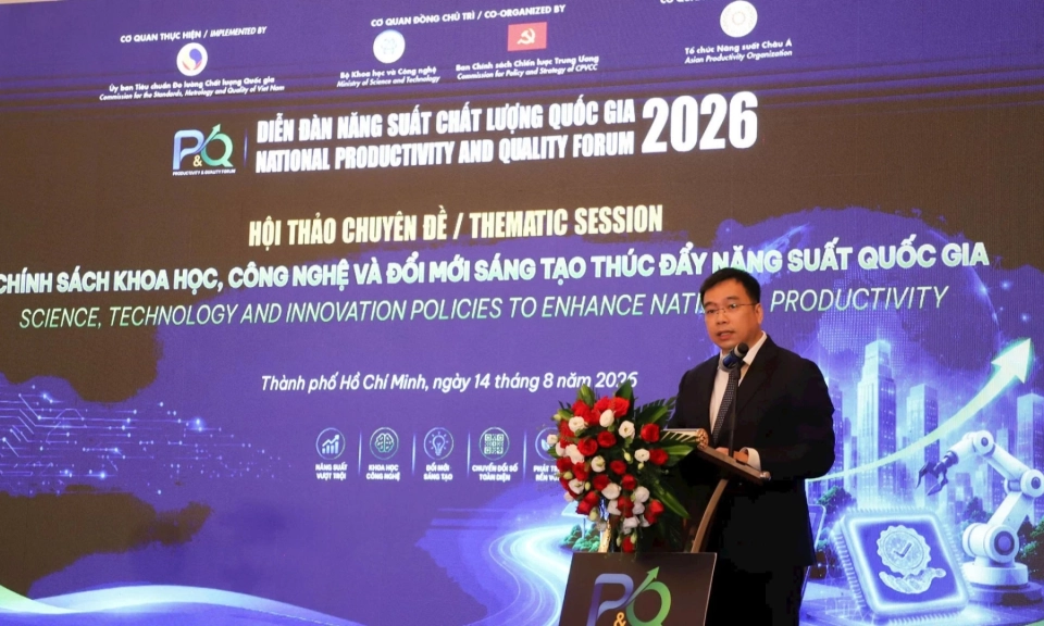 Ch&iacute;nh s&aacute;ch khoa học, c&ocirc;ng nghệ phải tạo ra năng suất thực chất