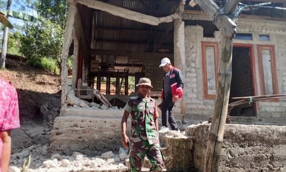 Động đất tại Indonesia: Th&ecirc;m trận động đất thứ hai trong ng&agrave;y