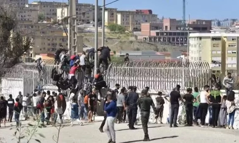 Maroc v&agrave; T&acirc;y Ban Nha ngăn chặn người vượt bi&ecirc;n tr&aacute;i ph&eacute;p