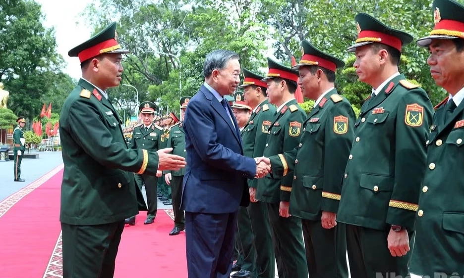 Sư đo&agrave;n 308, Qu&acirc;n đo&agrave;n 12 cần tiếp tục ti&ecirc;n phong tr&ecirc;n mọi lĩnh vực
