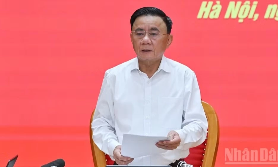 Ban B&iacute; thư ban h&agrave;nh hướng dẫn một số vấn đề cụ thể thi h&agrave;nh Điều lệ Đảng