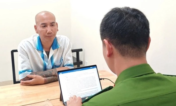 Ph&uacute; L&ecirc; khai chưa d&ugrave;ng, kh&ocirc;ng nắm r&otilde; c&aacute;c sản phẩm, giấy tờ c&ocirc;ng bố