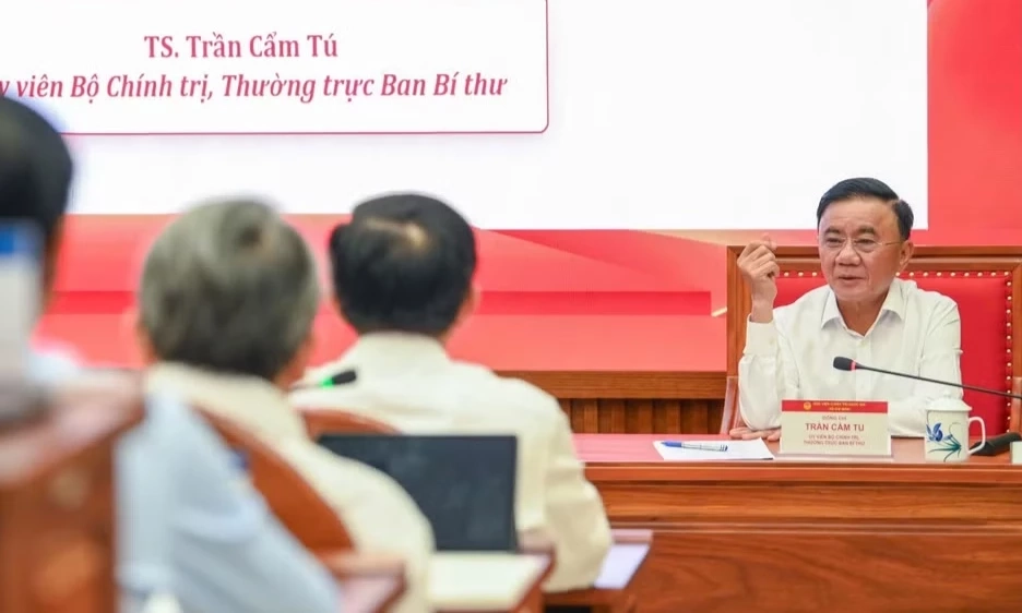 Tiến h&agrave;nh thường xuy&ecirc;n, li&ecirc;n tục, đồng bộ, hiệu quả nhiệm vụ x&acirc;y dựng Đảng