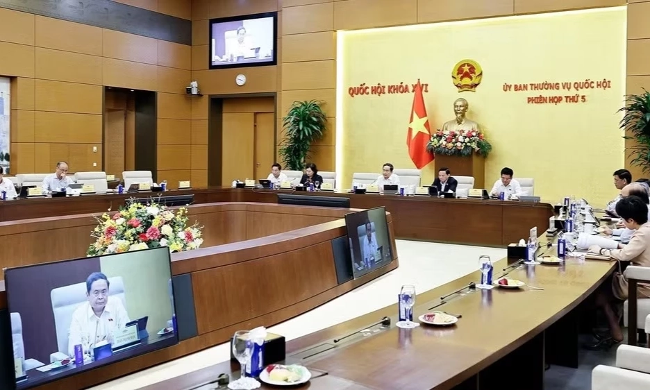 Đề xuất giảm thuế thu nhập c&aacute; nh&acirc;n, thuế thu nhập doanh nghiệp với c&aacute;c đối tượng c&oacute; doanh thu dưới 10 tỷ đồng