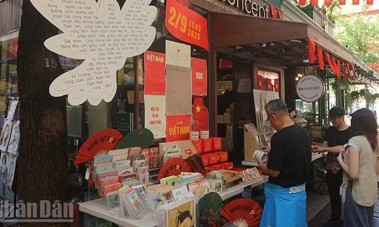 Th&agrave;nh phố Hồ Ch&iacute; Minh tổ chức nhiều hoạt động văn h&oacute;a, nghệ thuật dịp Quốc kh&aacute;nh 2/9