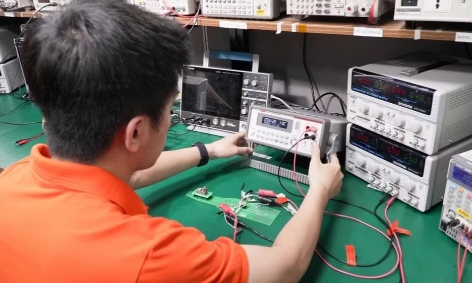 Việt Nam dần ho&agrave;n thiện c&aacute;c mảnh gh&eacute;p trong chuỗi gi&aacute; trị b&aacute;n dẫn