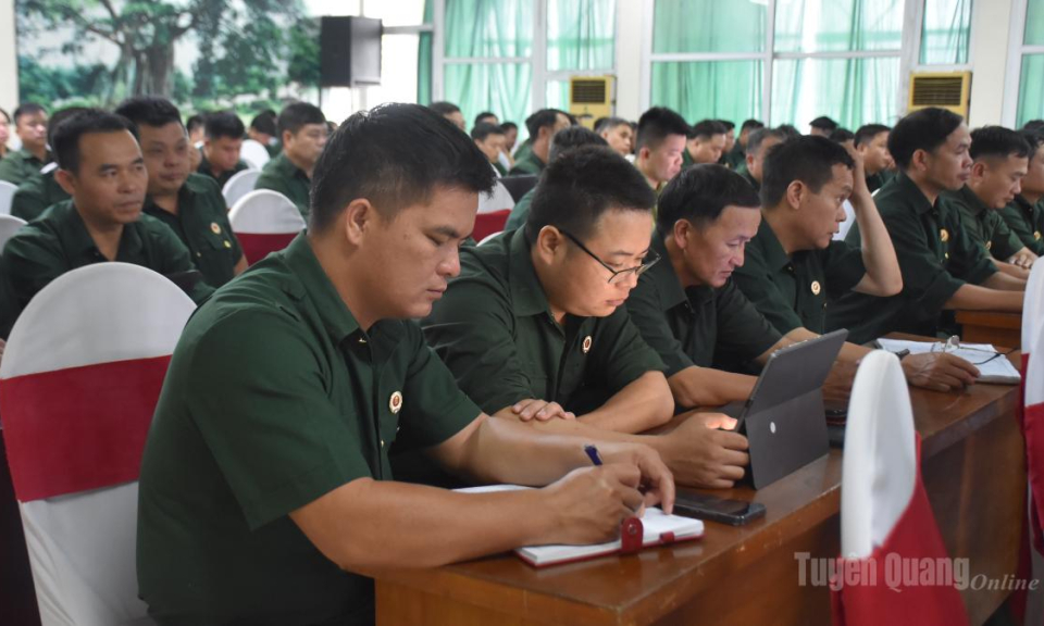 N&acirc;ng cao năng lực c&aacute;n bộ Hội Cựu chiến binh x&atilde;, phường