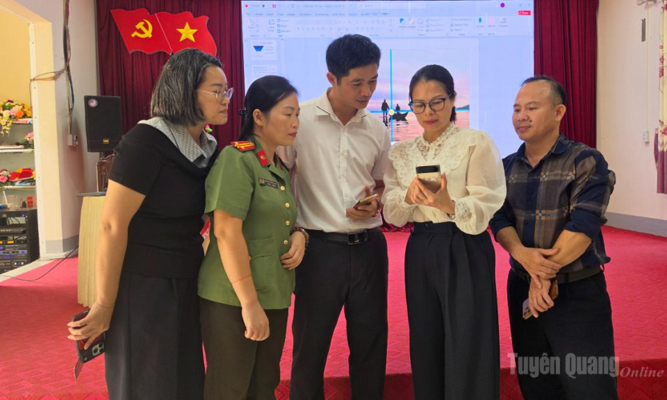 N&acirc;ng cao kỹ năng truyền th&ocirc;ng cơ sở tại x&atilde; Minh T&acirc;n