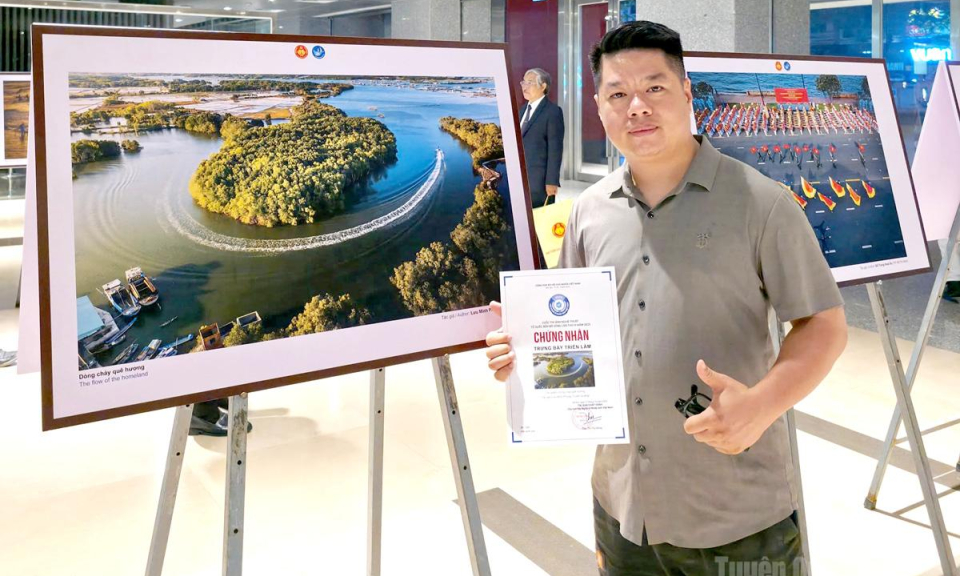 Xứ Tuy&ecirc;n qua lăng k&iacute;nh nhiếp ảnh