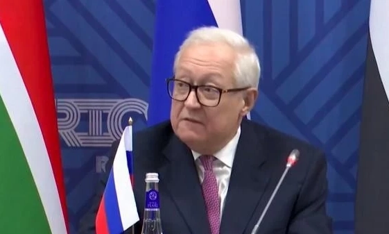 Nga đặt điều kiện xem x&eacute;t giải ph&aacute;p h&ograve;a b&igrave;nh với Ukraine