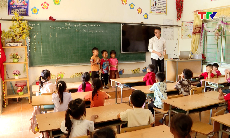 Khi s&acirc;n trường thức giấc