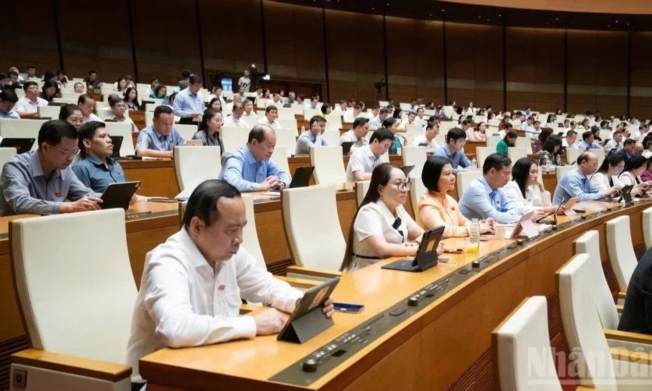 Quốc hội biểu quyết th&ocirc;ng qua 6 luật, thảo luận sửa đổi Bộ luật H&igrave;nh sự