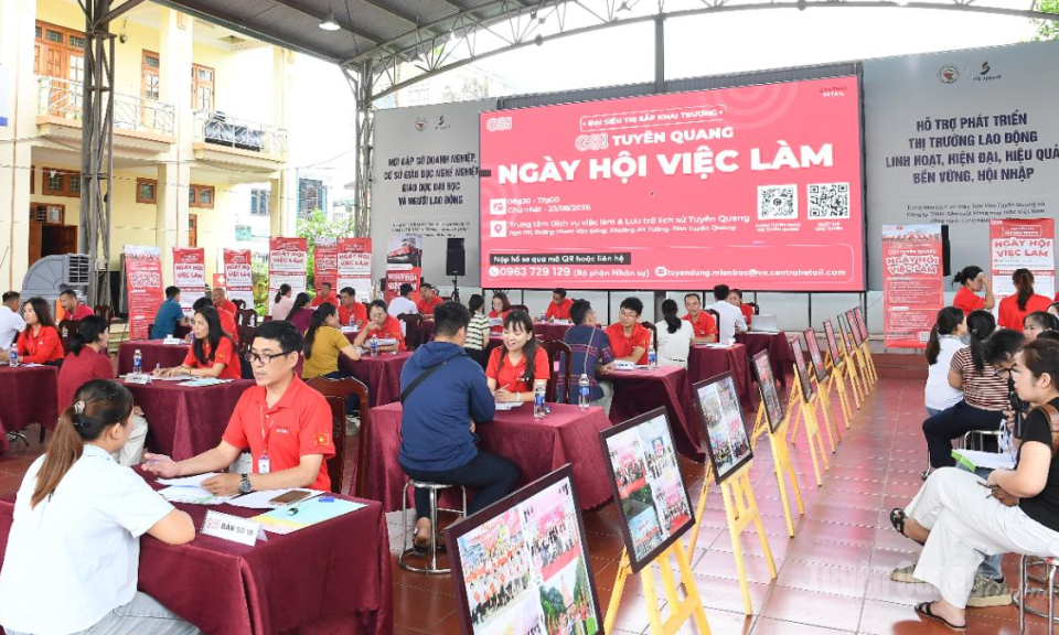 Cơ hội việc l&agrave;m rộng mở tại Ng&agrave;y hội tuyển dụng Si&ecirc;u thị GO! Tuy&ecirc;n Quang