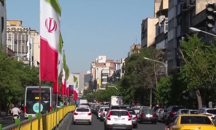 Iran cho ph&eacute;p t&agrave;u chở dầu Iraq qua Eo biển Hormuz