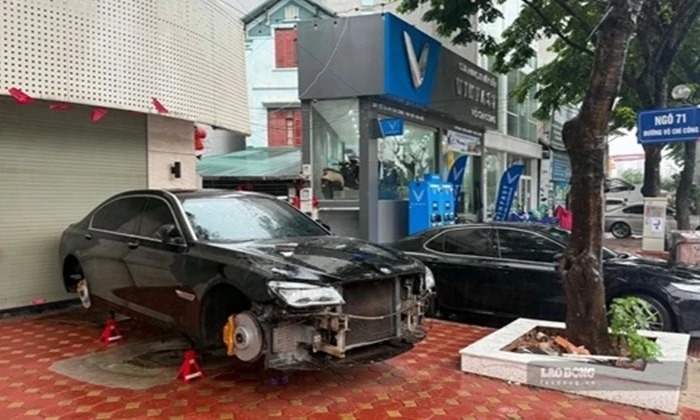 Trộm 4 m&acirc;m lốp BMW gần 100 triệu đồng tại gara ở H&agrave; Nội