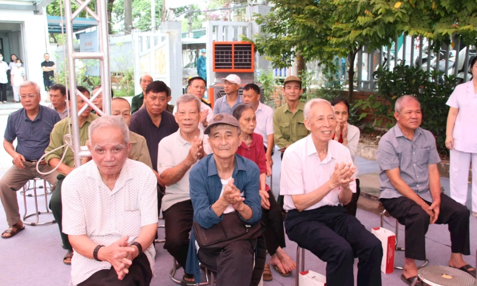 Mức trợ cấp người c&oacute; c&ocirc;ng từ ng&agrave;y 1-10 được t&iacute;nh như thế n&agrave;o?