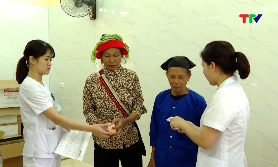 Cụ thể h&oacute;a Nghị quyết 72 trong chăm s&oacute;c sức khỏe Nh&acirc;n d&acirc;n