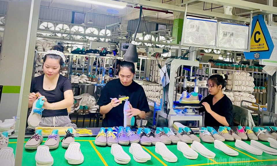 Cấp chứng nhận xuất xứ h&agrave;ng h&oacute;a cho doanh nghiệp