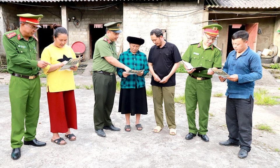 Tinh gọn, hiệu lực v&igrave; Nh&acirc;n d&acirc;n phục vụ