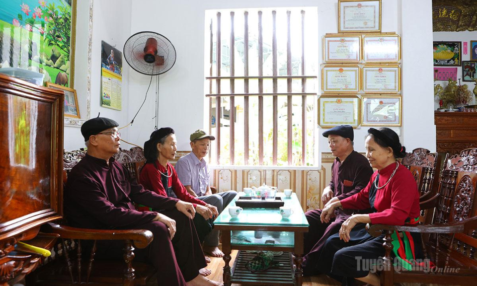 Người c&oacute; uy t&iacute;n: "C&aacute;nh tay nối d&agrave;i" ở Trường Sinh