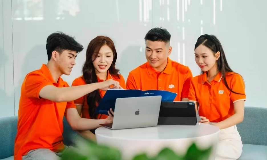 Chương tr&igrave;nh Chuyển đổi nguồn nh&acirc;n lực to&agrave;n diện với AI của FPT gi&agrave;nh giải thưởng quốc tế lớn