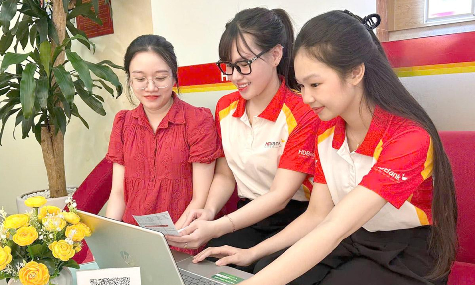 Khơi th&ocirc;ng d&ograve;ng vốn cho doanh nghiệp nhỏ v&agrave; vừa