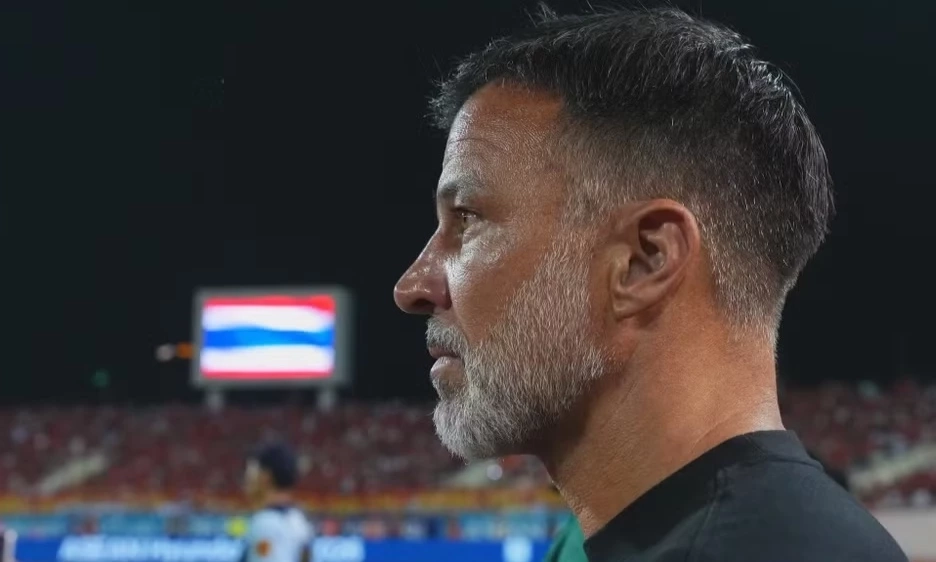 HLV Th&aacute;i Lan: "Việt Nam xứng đ&aacute;ng v&ocirc; địch, nhưng ch&uacute;ng t&ocirc;i cũng c&oacute; thể tự h&agrave;o"
