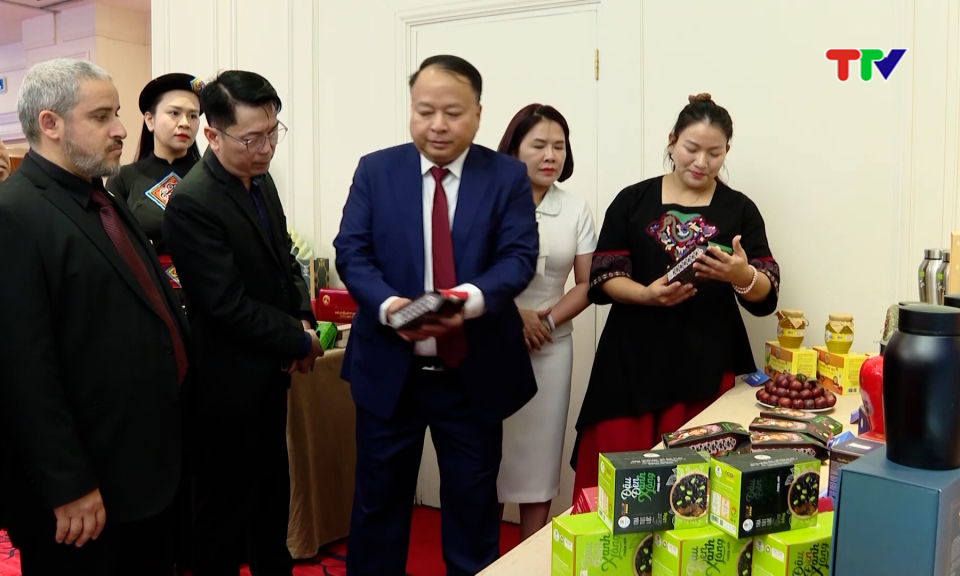 Tuy&ecirc;n Quang tăng cường li&ecirc;n kết, tạo kh&ocirc;ng gian ph&aacute;t triển mới