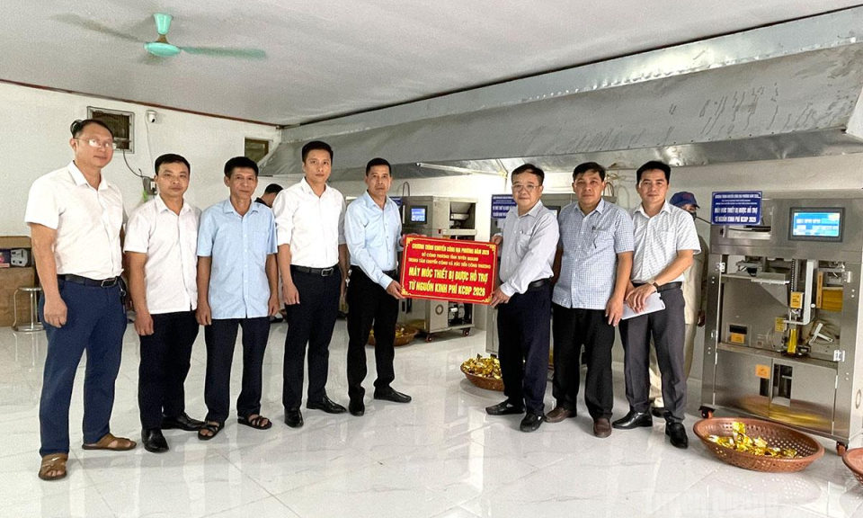 Tuy&ecirc;n Quang: Nghiệm thu c&aacute;c đề &aacute;n hỗ trợ thiết bị ti&ecirc;n tiến trong sản xuất c&ocirc;ng nghiệp v&agrave; chế biến