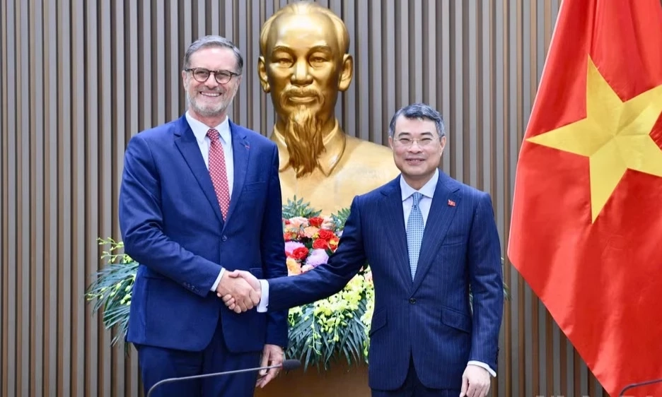 Vun đắp quan hệ hợp t&aacute;c Việt Nam-Ph&aacute;p ng&agrave;y c&agrave;ng ph&aacute;t triển mạnh mẽ, thực chất v&agrave; bền vững