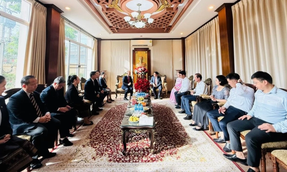 Ấm &aacute;p t&igrave;nh hữu nghị Việt Nam &ndash; L&agrave;o tại Khon Kaen, Th&aacute;i Lan