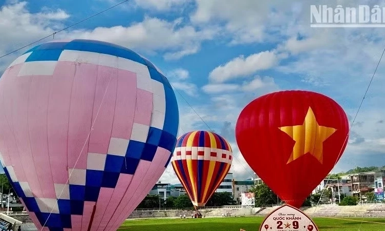 Điện Bi&ecirc;n tổ chức nhiều hoạt động văn h&oacute;a, thể thao ch&agrave;o mừng kỷ niệm 81 năm Quốc kh&aacute;nh 2/9