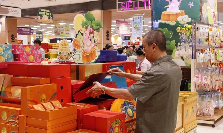 Kiểm tra, gi&aacute;m s&aacute;t thị trường b&aacute;nh trung thu: V&igrave; quyền lợi người ti&ecirc;u d&ugrave;ng, bảo đảm cạnh tranh l&agrave;nh mạnh