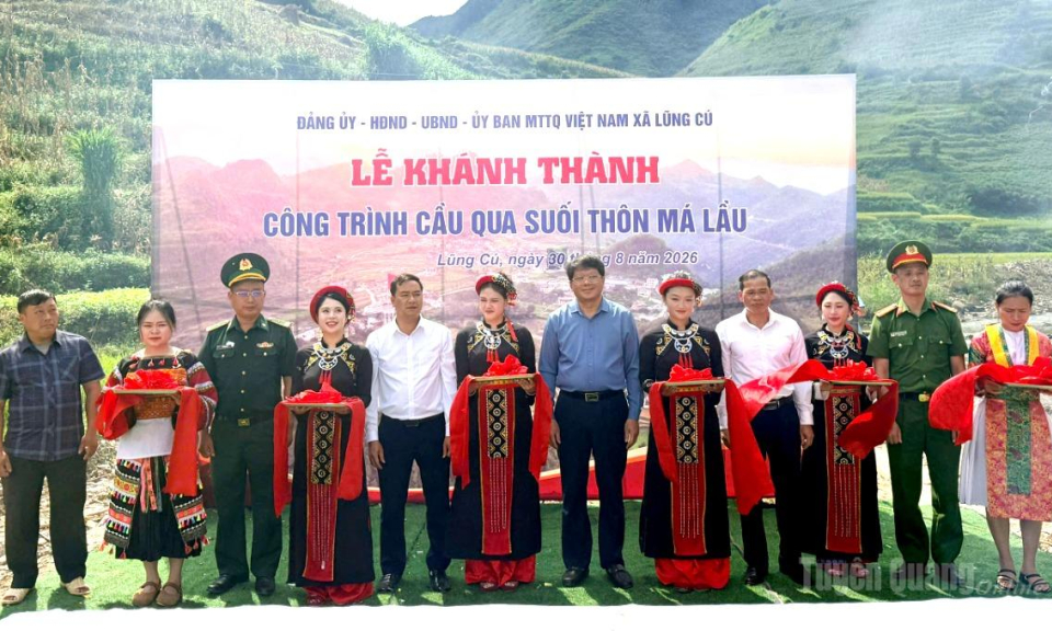 Kh&aacute;nh th&agrave;nh cầu suối Sửu kết nối tuyến đường li&ecirc;n th&ocirc;n Ma L&eacute; đi th&ocirc;n M&aacute; Lầu A, M&aacute; Lầu B, x&atilde; Lũng C&uacute;